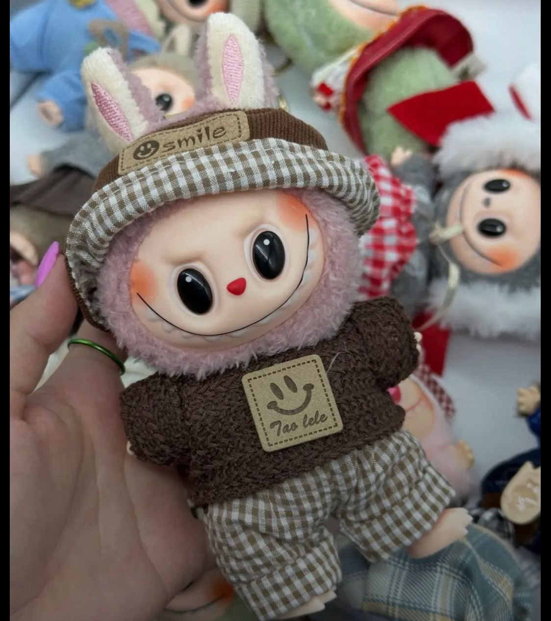 LaBubu Macaroons Dress Up